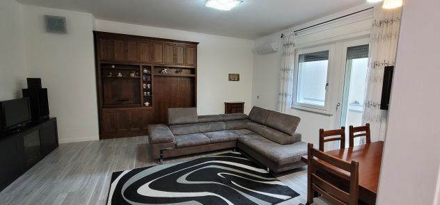 Appartamento arredato 130 m² – 2 camere – 2 bagni – Deruta