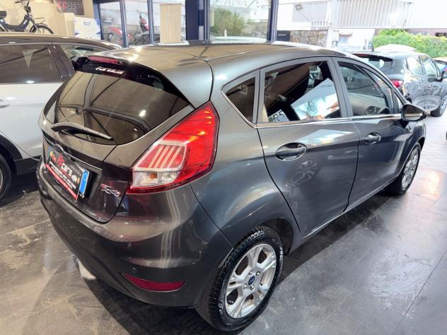 Ford Fiesta 1.4 5p. Bz.- GPL Titanium - Foto 6