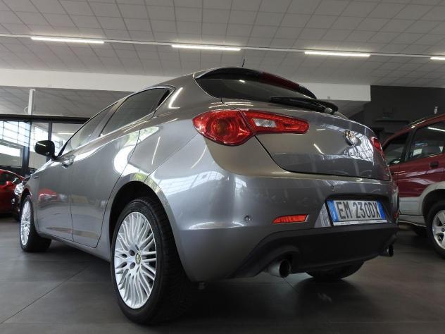 ALFA ROMEO - Giulietta - 2.0 JTDm-2 170 CV Distinctive-Pelle C.L.17 - Foto 7