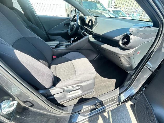 Toyota C-HR 2.0 PHEV E-CVT Trend - Foto 9