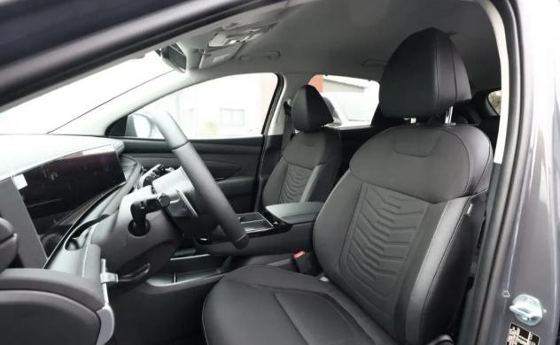 Hyundai Tucson 1.6 CRDi MHEV 2wd 136cv Exellence DCT - Foto 6