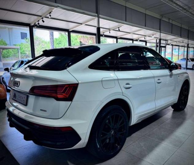 Audi Q5 SPBK 2.0 TDI 204CV Quattro S-Tronic S-Line - Foto 7