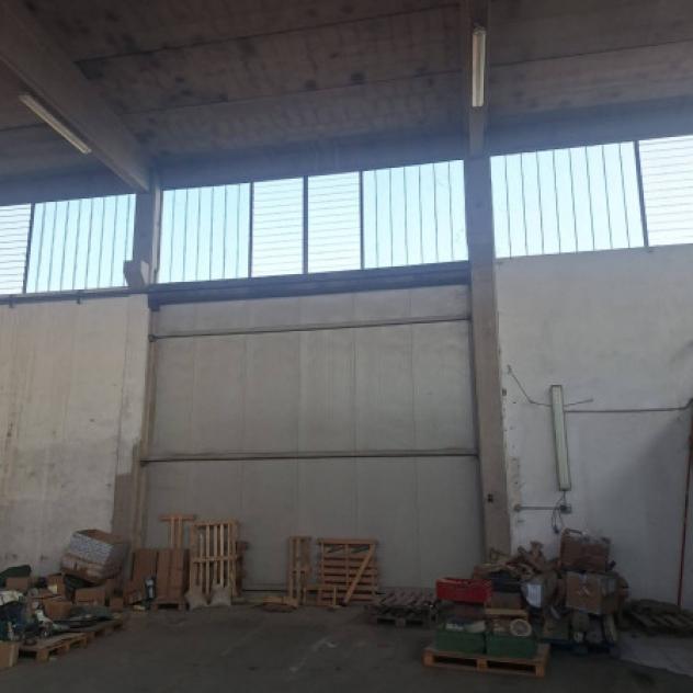 Immobile di 375 m² con 1 locale in affitto a Fiorano Modenese - Foto 3