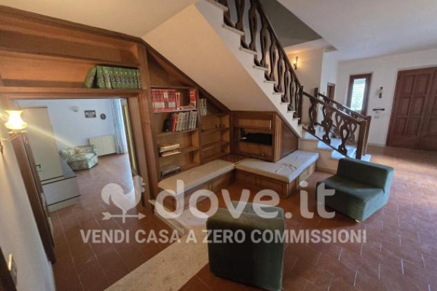 Rustico / Casale di 440 m² con più di 5 locali e box auto in vendita a Montepulciano - Foto 20