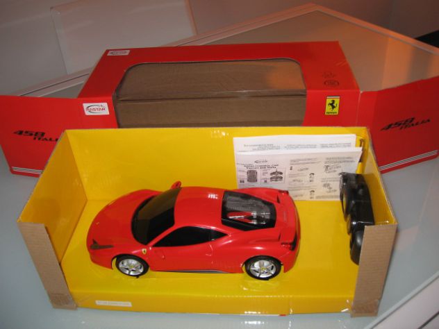 FERRARI 458 ITALIA  NUOVO!!!!!!  MODELLO  IN SCALA 1:18 - Foto 8