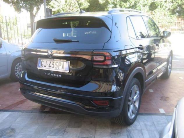 VOLKSWAGEN T-Cross 1.0 TSI 110 CV SPORT R-LINE rif. 19882802 - Foto 3