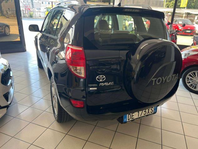 Toyota Rav4 2.2 d-4d 136cv - Foto 6