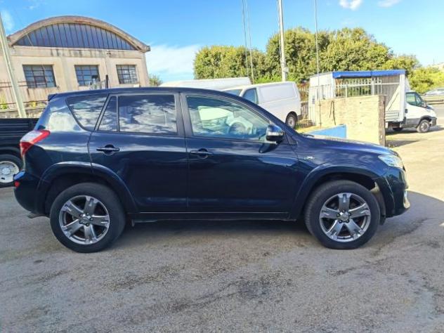 TOYOTA RAV 4 RAV4 Crossover 2.2 D-Cat A/T 150 CV Executive rif. 23411665 - Foto 5