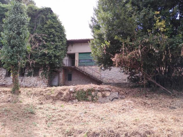 Villa in vendita a Carrara 300 mq Rif: 1066488