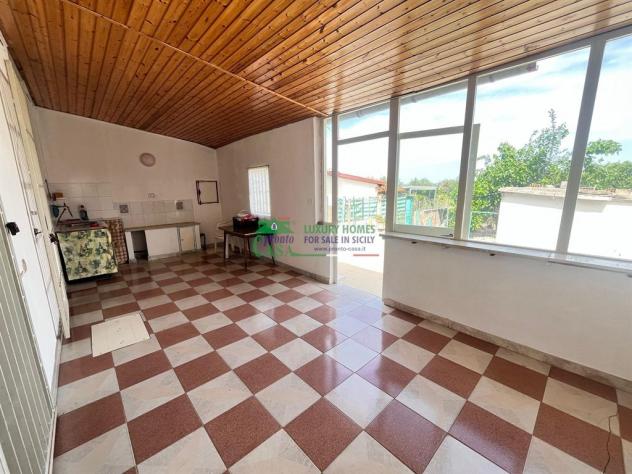 Rif:2718 - Villetta con Giardino di 550 mq e Mansarda – Ottimo Potenziale in Prima Periferia, Comiso - Foto 12