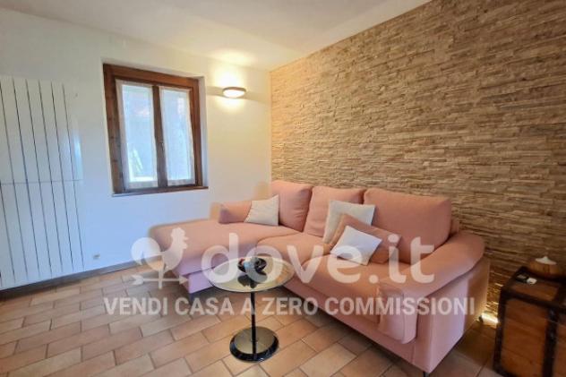 Casa indipendente di 105 m² con 4 locali e posto auto in vendita a Urbino - Foto 5