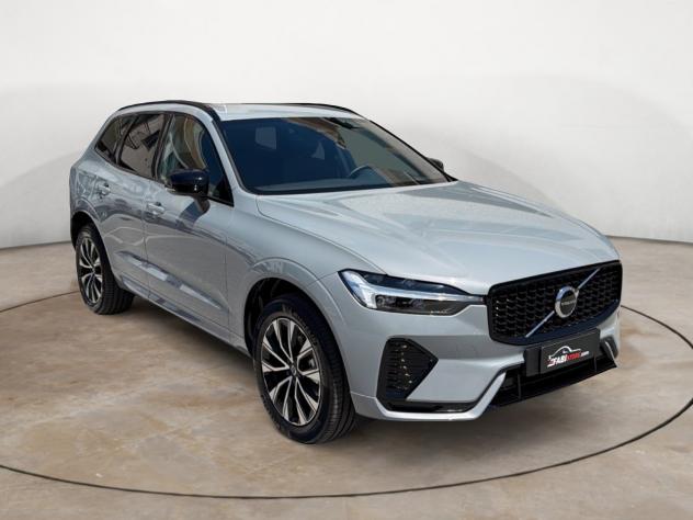 Volvo XC60 B5 AWD 250 Cv R-Design Plus Dark - KM/0