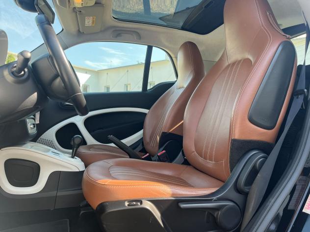 smart fortwo 1.0 Passion 71cv twinamic - Foto 10