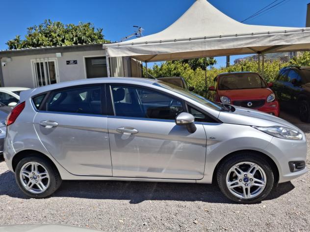 Ford Fiesta 1.5 TDCi 75CV 5 porte Titanium - Foto 6