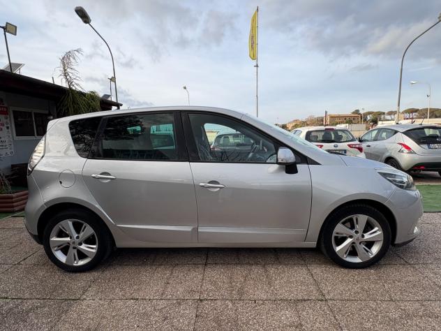 Renault Scenic XMod 1.5 dCi 110CV limited - Foto 8