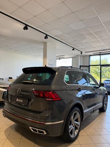 Volkswagen Tiguan 2.0 TDI 150 CV SCR DSG R-Line - Foto 5
