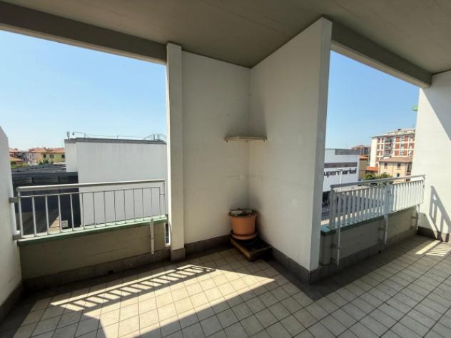 Appartamento di 141 m² con 4 locali e box auto in vendita a Bergamo - Foto 5