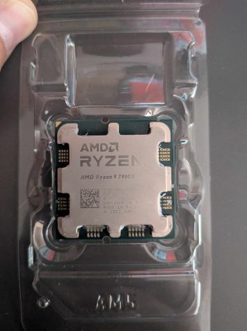 AMD Ryzen 9 7900X