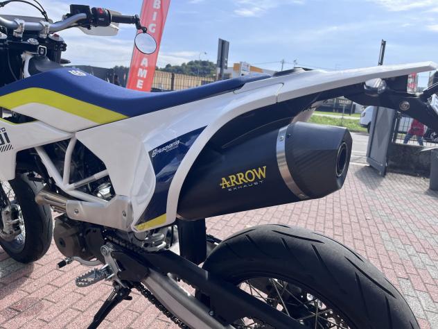 Husqvarna 701 Supermoto POCHI KM - Foto 8