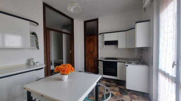 Bilocale con terrazzo arredato Trezzano SN 700eu - Foto 2