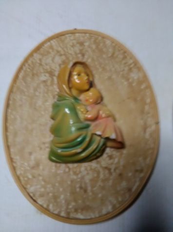 coppia quadretti vintage in legno anni 50 con statuine gesso - Foto 4