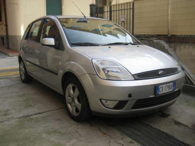 FORD Fiesta 1.2 16V 5 PORTE TECNO rif. 23303391