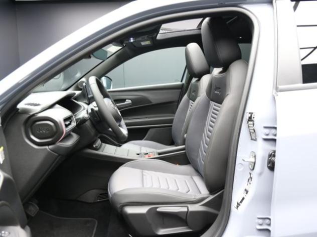 JEEP Avenger 1.2 Turbo 110CV e-Hybrid Summit RESTYLING rif. 24220609 - Foto 9