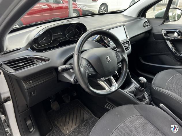 Peugeot 208 1.6 bluehdi Allure 75 cv - Foto 9
