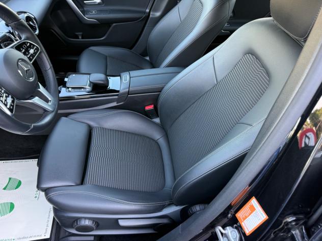 Mercedes A 180 d Automatic Sport 2.0 116 CV - Foto 9