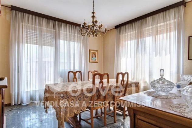 Casa indipendente di 630 m² con più di 5 locali in vendita a Gandino - Foto 7