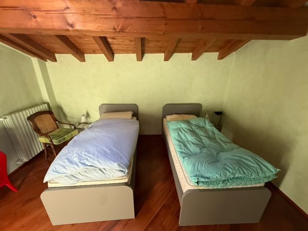 Attico arredato in centro – 4 posti letto, 2 bagni, terrazza, centro storico - Foto 8