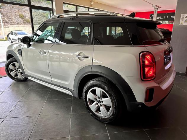 MINI COOPER D COUNTRYMAN 2.0d ESSENTIAL 150cv - Foto 6
