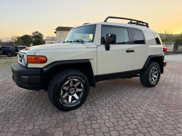 TOYOTA FJ Cruiser 4.0 V6 4X4 BELLISSIMA COME NUOVA! rif. 21348692 - Foto 3