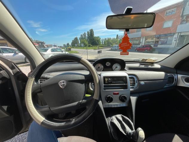 Lancia Ypsilon 1.2 Versus - Foto 9
