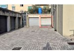 FABBRICOTTI: Garage in condominio recintato.