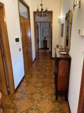 Immobile in asta di 146 m² con più di 5 locali in vendita a Montorio al Vomano - Foto 13
