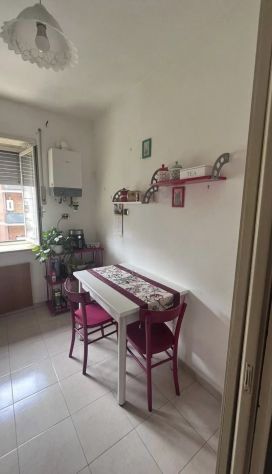 TIBURTINA CASAL BRUCIATO GRAZIOSO BILOCALE ARREDATO - Foto 4