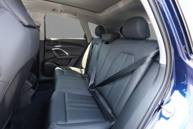 AUDI Q5 TDI 150 kW mHEV+ S tronic quattro S line edition rif. 23757648 - Foto 8