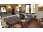 Villa in vendita a Cascina 300 mq  Rif: 1292420