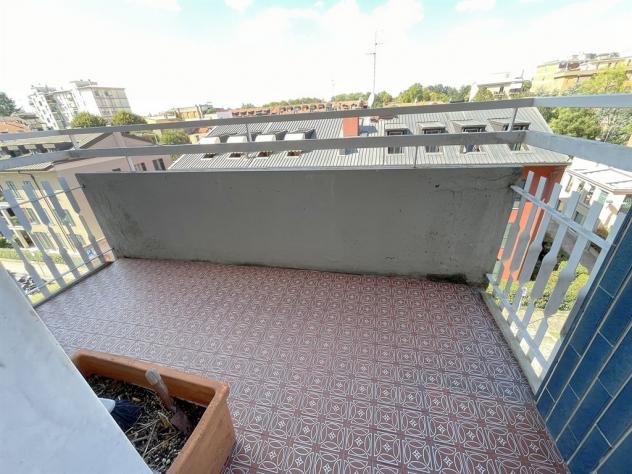 Centro Villasanta - Appartamento di 4 locali doppi servizi con balconi - Foto 8