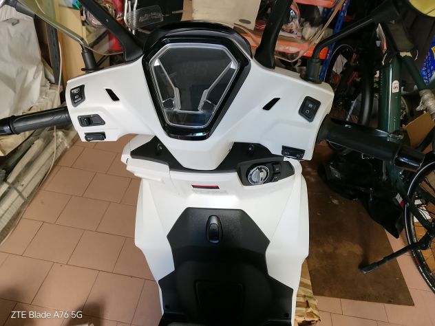 Scooter Voge SR16