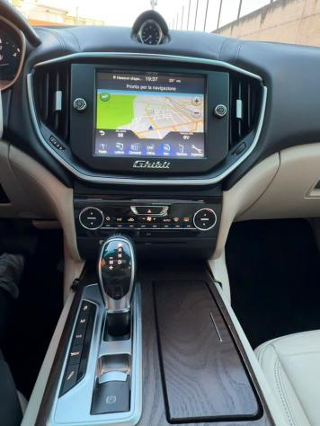 Maserati Ghibli V6 Diesel 275 CV Granlusso - Foto 9