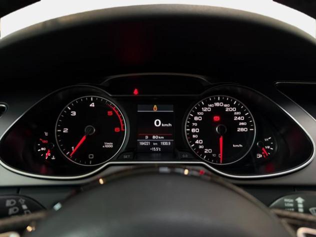 AUDI A4 Avant 2.0 TDI S-Line rif. 24238146 - Foto 8