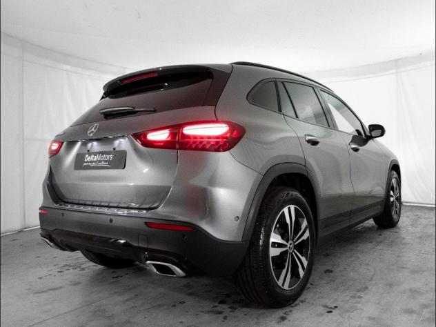 Mercedes-Benz GLA H247 180 d Automatic - Foto 4