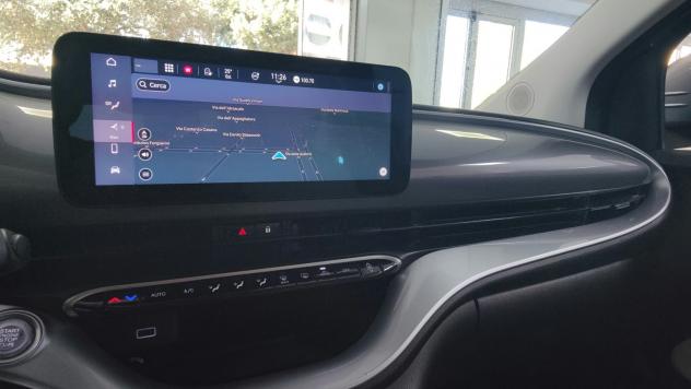 Fiat 500e Berlina 42 kWh - Foto 10
