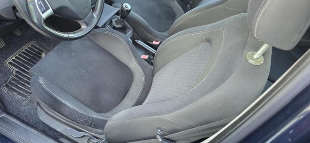 Fiat Punto 1.3 MJT II S&S 95 CV 5 porte Street - Foto 10
