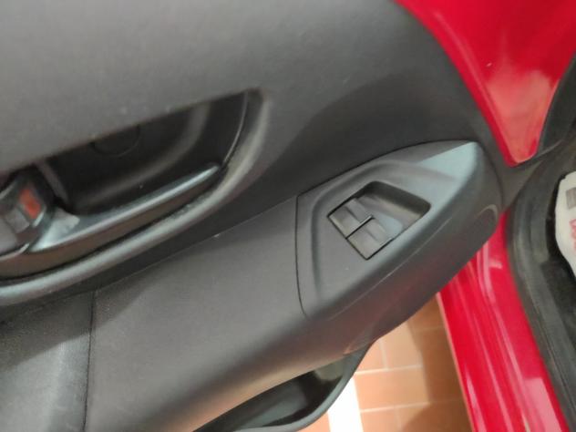 Toyota Aygo 1.0 VVT-i 69 CV 5 porte x-play - Foto 8