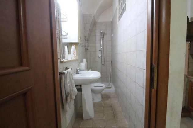STABILE INDIPENDENTE VIA ROMA GROTTAGLIE - Foto 10