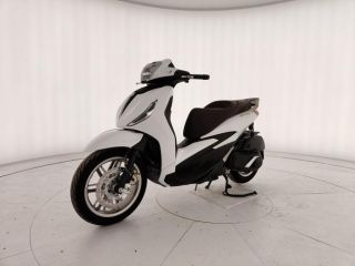 Piaggio Beverly 400 BEVERLY 400 HPE E5 MY22 BIANCO LUNA