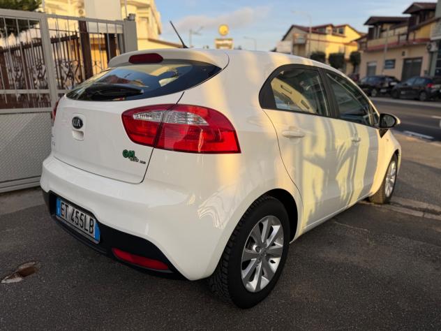 Kia Rio 1.2 CVVT 5p. ECO GPL Active - Foto 6